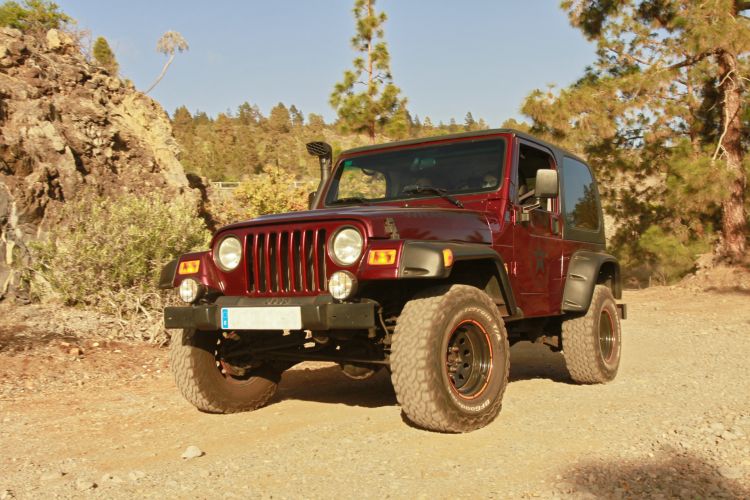 JEEP PROWADŹ SAM